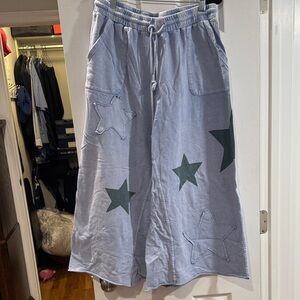 Easel Star-Patterned Cropped Pants in Light Blue wide leg